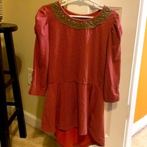 Girl’s high low 3/4 sleeve shirt